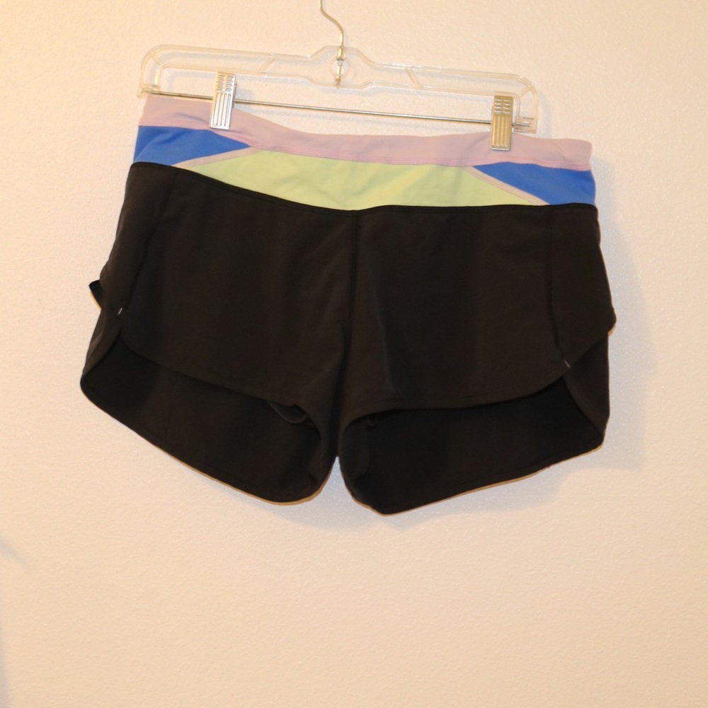 lululemon women shorts
